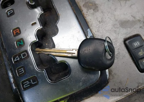 2003 Toyota Land Cruiser из США, поврежденный, VIN JTEHT05J932041288